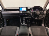 【前方視界】開放的な前方視界!運転がしやすく疲れにくいです♪窓が大きく、見通しがとっても良いおクルマですよ♪