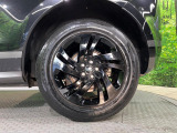 ◆純正18インチアルミ『こだわりを持ってモデル別にデザインされています。しつこい鉄粉や錆に高い効果を発揮する「ホイールコーティング」の施工も受付中!お気軽に担当営業までご相談ください。』