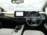 展示車両は全車 クリーニング済。 専門業者さんにて内外装ともにキレイにしてご納車いたします。 また別途、各種コーティングもうけたまわってます。