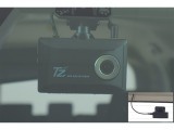 ドライブレコーダー(TZ-DR210)装備してます。フロントとリヤーのカメラで録画しているので万が一の時の記録で安心です。
