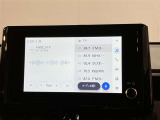 いまや必須装備「ナビゲーション」搭載!知らない場所に、スイスイッとドライブ。なんて便利な機能でしょうか?もう、これなしではハンドルを握れませんね!でも、運転中の操作は危険ですのでご注意ですね♪
