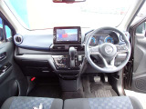 周りが見やすく運転しやすいお車です♪