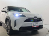 高輝度で点灯速度が速く、しかも消費電力の少ないLEDヘッドライトが装備されています!LEDの明るい光が走行中の視界の確保をサポートして、夜のドライブがより楽しく安全に運転できます♪