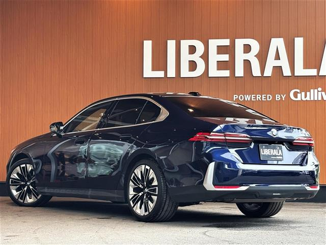BMW 5シリーズセダン 523i エクスクルーシブ 本革シート サンルーフ の
