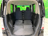普段のお買い物や通勤、送迎等に十分な荷室スペースを確保しております。セカンドシートを倒すと、大きな荷物の積載も可能です♪