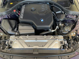 安心のBMW認定中古車は100項目の箇所を徹底的にチェック致します。機械的な箇所や電気系、コンピューターなどをご納車前に点検し、交換基準に達した部品は全て新品に修理返品した後にご納車致します。