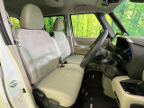 運転席シート廻りは使用感も少なく、良好な状態となっています。丁寧に使われていたことがよくわかりますね。