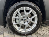Jeepのテクノロジーを詰め込んだSUVです。