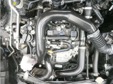 まるまるクリンでは自分では清掃しにくいエンジンルームも綺麗に清掃してあります!