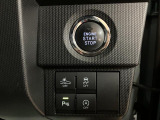 キーの差し込みが不要なプッシュボタンスタートです!その他のスイッチ類も集約されていて扱いやすいですよ♪