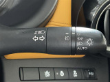 【オートライト(AUTO)】外の明るさをシステムが感知して、自動でヘッドライトが点灯します!ヘッドライトをつけ忘れを防ぐ便利機能です。
