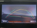 バックガイドモニターで、後方を確認しながら安心して駐車することが出来ます。運転初心者も熟練者も必須の機能ですよ!