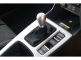 6速MTのお車です♪直感的な操作を楽しむことができます!