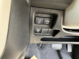 各種スイッチ類です。