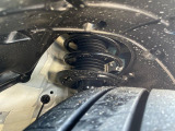 お車を安心してお乗りいただく為には、足回りの定期点検が欠かせません。サービスサポート(有償保証)では無料点検もご提供しており、安心のカーライフをお過ごしいただけるサポート体制が整っています。