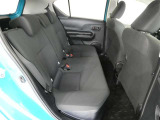 ゆとりある広々とした車内空間は、ドライブを始め買い物やレジャーなど、幅広く活躍します。一人でもみんなとでもお出かけを楽しみましょう!