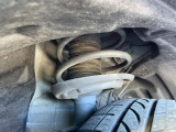 お車を安心してお乗りいただく為には、足回りの定期点検が欠かせません。サービスサポート(有償保証)では無料点検もご提供しており、安心のカーライフをお過ごしいただけるサポート体制が整っています。