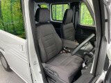 運転席シート廻りは使用感も少なく、良好な状態となっています。丁寧に使われていたことがよくわかりますね。