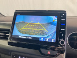 【バックカメラ】リバースにするだけで映ります、後方の安全確認や、狭い駐車場での車庫入れ、雨の日や夜間など視界の悪い時に便利です!安全にバックする為には欠かせない装備です。