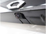 バックカメラが付いているので後方確認が非常にしやすいです。今や運転初心者も熟練者も必須装備!ついていて損はないですね♪