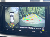 【パノラミックビューモニター】専用のカメラにより、上から見下ろしたような視点で360度クルマの周囲を確認することができます☆死角部分も確認しやすく、狭い場所での切り返しや駐車もスムーズに行えます。