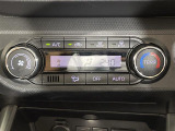 【 オートエアコン 】車内温度を感知して自動で温度調整をしてくれるのでいつでも快適な車内空間を創り上げます!