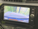 【バックカメラ】駐車時に後方がリアルタイム映像で確認できます。大型商業施設や立体駐車場での駐車時や、夜間のバック時に大活躍!運転スキルに関わらず、今や必須となった装備のひとつです!
