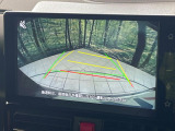 【バックカメラ】駐車時に後方がリアルタイム映像で確認できます。大型商業施設や立体駐車場での駐車時や、夜間のバック時に大活躍!運転スキルに関わらず、今や必須となった装備のひとつです!