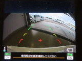 バックカメラが付いているので後方確認が非常にしやすいです。今や運転初心者も熟練者も必須装備!ついていて損はないですね♪