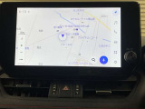 充実のオーディオ&ビジュアル機能にセンター通信型コネクティッドナビにも対応。詳細は販売店スタッフまでおたずねください。