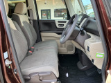 店舗併設のサービス工場にてホンダ車を知り尽くしたサービススタッフが心を込めて納車整備を実施致します。