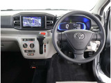見通しのよいすっきりとした視界で、誰でも運転しやすいです。運転のしやすさは疲れにくさにも繋がりますよ♪