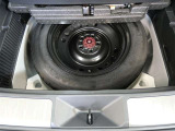 スペアタイヤ(応急用 T165/80D17ST)