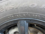 タイヤサイズは、215/60R16です。