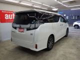 車内もキレイで嫌なニオイもありません。