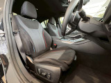 また、BMW正規認定中古車は、エマージェンシーサービスが自動付帯。24時間365日、皆様のカーライフをサポート致します。確かな安心のうえで、「駆けぬける歓び」をご堪能ください。