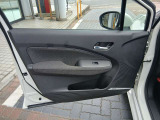 この車は、日産でご案内している高品質宣言車で、安心と満足のカーライフ宣言車です。安心していただけるよう、決められた整備内容や充実した保証内容でカーライフをサポートします