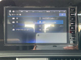 車載用のオーディオシステムです。音楽やラジオを楽しむことができ、ドライブをより快適に、楽しいものにしてくれます。