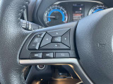 オーディオ等の操作ができるハンドルスイッチ付!手元で操作できるので運転中でも安心です☆