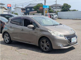 年式相応ですが、納車時にできる限りキレイに納車させて頂きます。どうしても気になる所があれば、ご相談の上低価格にてお直し致しますので何なりとお申し付けください。
