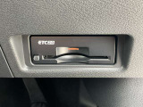 ビルトインタイプのETC2.0が付いてます。
