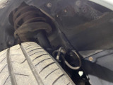 お車を安心してお乗りいただく為には、足回りの定期点検が欠かせません。サービスサポート(有償保証)では無料点検もご提供しており、安心のカーライフをお過ごしいただけるサポート体制が整っています。