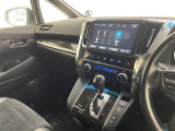 【 オートエアコン 】車内温度を感知して自動で温度調整をしてくれるのでいつでも快適な車内空間を創り上げます!