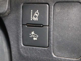 プリクラッシュセーフティシステム、レーンディパーチャーアラート、オートマチックハイビームをパッケージ化した「Toyota Safety Sense C」を装備しています。