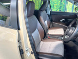 運転席シート廻りは使用感も少なく、良好な状態となっています。前オーナー様が丁寧に使っていたことがよくわかりますね。