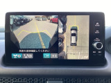 フロントカメラ装備です。運転席から見づらいバンパー下部を映します。