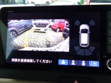 リアカメラ搭載しております。バック時のリスクを有効的に軽減してくれる優れものです。