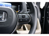 Hondaセンシングの機能のひとつ、アダプティブクルーズコントロール付!アクセルから足を離しても設定したスピードと前車との車間を保ち走行してくれます!車線維持もアシスト☆高速道路で疲労軽減ですね☆