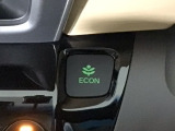 ★ECONスイッチ★ エコドライブを加速しよう!スイッチをONにすると、運転の仕方によるロスを抑え込み燃費をよくするようクルマが頑張ります(*^ー^*)燃費向上にチャレンジ♪