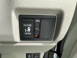 片側電動スライドドアで狭い所でも乗り降り楽々です!